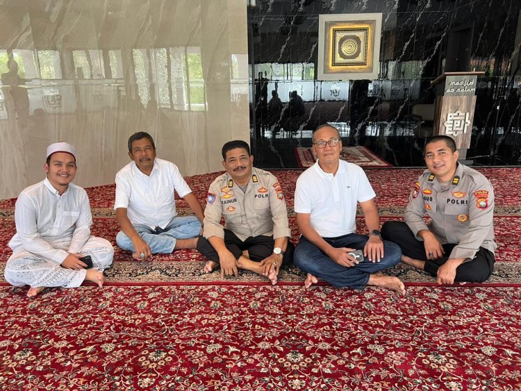 Kegiatan Jumat Curhat di Batam: Meningkatkan Kemitraan Polri dan Masyarakat