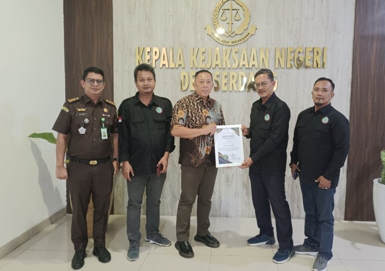 Audiensi IWO Deli Serdang dengan Kejari Berjalan Sukses