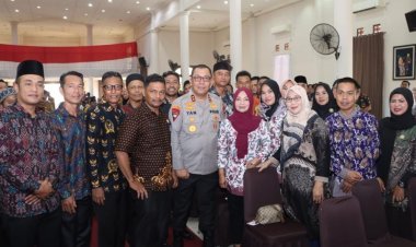 TEMU RAMAH IRJEN POL YAN FITRI HALIMANSYAH BERSAMA MASYARAKAT NATUNA