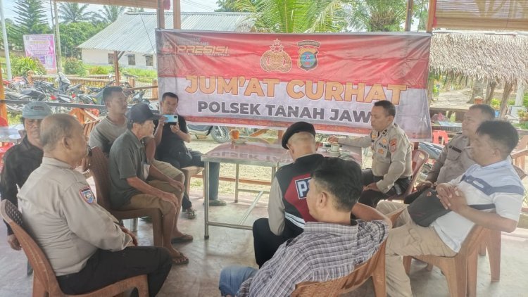 Kapolsek Tanah Jawa Adakan Jumat Curhat, Ajak Warga Nagori Buntu Bayu Jaga Kamtibmas dan Berantas Narkoba