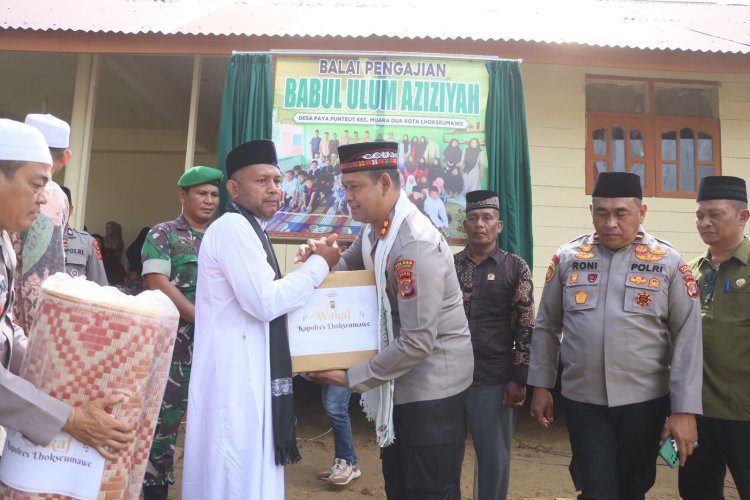Kapolres Lhokseumawe Resmikan Bantuan Rehap Balai Pengajian Babul Ulum Al-Aziziyah