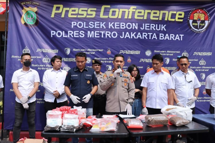 Ungkap 6,6 Kg Sabu dan Tembakau Sintetis, Polsek Kebon Jeruk Amankan dua Residivis, Ini Modusnya