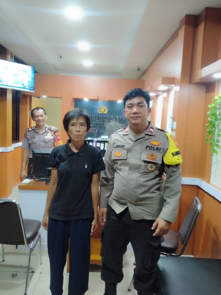 Aksi Cepat Bhabinkamtibmas Polsek Metro Tamansari: Temukan Anak yang Hilang Kembali ke Keluarganya di Taman Sari