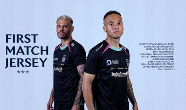 Memulai Awal yang Baru: Pangeran Biru Kenakan Jersey Khusus Planet Persib di Laga Perdana