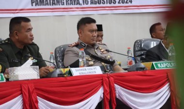 Kapolres Bersama Forkopimda Simalungun Antusias Ikuti Pidato Kenegaraan Presiden Jokowi dalam Peringatan HUT ke-79 Kemerdekaan RI