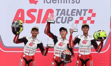 Kado HUT RI: Pebalap Astra Honda Bawa Merah Putih Berkibar di Podium IATC Malaysia