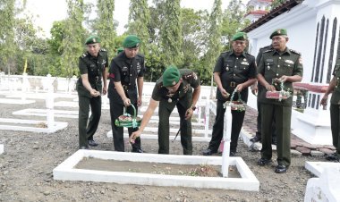 Peringati HUT Ke-63 Korem 071/Wk Tahun 2024, Dandim Pemalang Pimpin Ziarah Rombongan