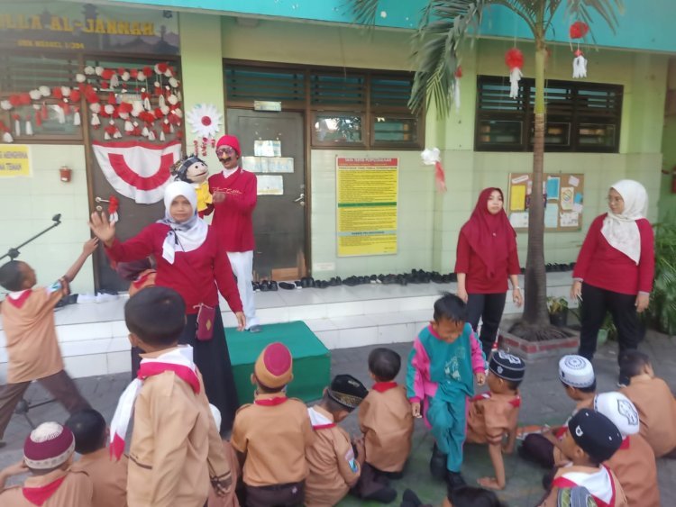 SDN Ngagel 1 Surabaya Gelar Kegiatan Edukatif dan Kreatif dalam Peringatan HUT RI ke-79