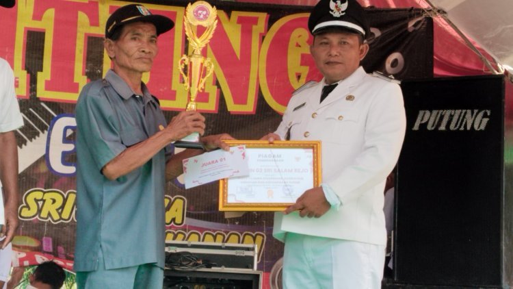 Kampung Sriwijaya Menggelar Upacara HUT RI ke 79, dan Berbagai Lomba & pawai keliling kampung