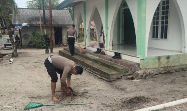 Dalam Rangka HUT Lalu Lintas Ke-69, Satlantas Polres Lingga Gelar Bakti Sosial