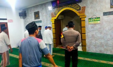 Bripka Hartanto dan Bripka Suheri Wijaya Sampaikan Pesan Kamtibmas dalam Subuhan Keliling