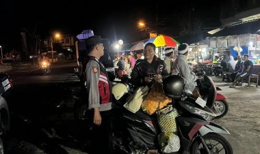 ANTISIPASI KEJAHATAN DIMALAM HARI PERSONIL POLSEK SUSUT MELAKSANAKAN KEGIATAN PATROLI BLUE LIGHT