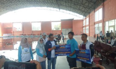 Hadir Di Upacara Kejuaraan Renang Piala Bupati, Mansur Hidayat Menginginkan Pemalang Memiliki Kolam Renang Standard Nasional