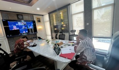 Kejaksaan Agung: Uji Kelayakan Disertasi Mahasiswa Program Doktor Ilmu Hukum UNS