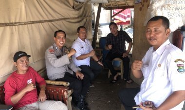 Bhabinkamtibmas Lakukan Sambang ke Warga Desa Bojong