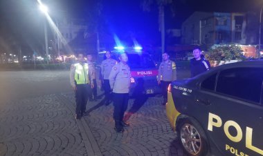 Polsek Cikupa Cegah Aksi Kejahatan, IPTU H. Iwan Wahyudi Pimpin Patroli Antisipasi Kejahatan di Desa Budimulya