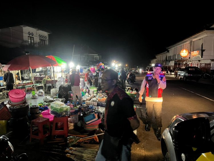 Cegah Kejahatan Malam Hari, Polsek Susut Gelar Patroli Blue Light