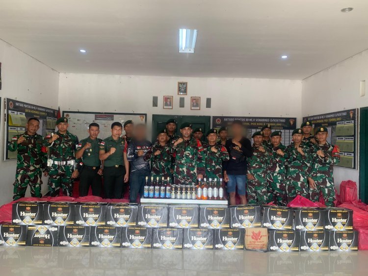 Satgas Pamtas Yonarmed 11 Kostrad dan Tim Gabungan TNI Gagalkan Penyelundupan Ribuan Minuman Keras di Perbatasan Kabupaten Nunukan