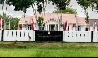 Masyarakat Minta Keterbukaan KIP Aceh Singkil Terkait Kelengkapan Administrasi Calon Bupati