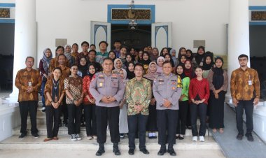 Di Hari Batik Nasional, Kombes Pol Tri Suhartanto: Batik Adalah Simbol Persatuan dan Kearifan Lokal