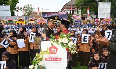 Usai Gelar Upacara HUT Ke 79 TNI Kodim Sukoharjo, Dapat Kejutan Dan Ucapan Selamat