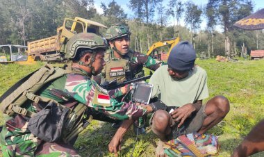 Hadir untuk Masyarakat, Satgas Yonif 323 Laksanakan Komsos dan Pelayanan Kesehatan