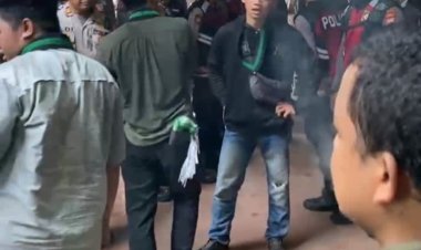 Mahasiswa Gelar Aksi Unjuk Rasa di Gedung DPRD Kabupaten Tangerang, Tuntut Perubahan Perbup dan Pemberantasan Kemiskinan