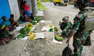 Warga Muara Sambut Gembira Rosita Marinir Habema