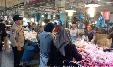 Polda Kepri Laksanakan Sosialisasi Kamtibmas di Pasar Botania Menjelang Pilkada 2024