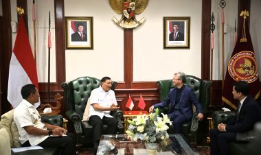 Menhan Sjafrie Menerima Dubes China Wang, Sepakati Peningkatan Hubungan Bilateral