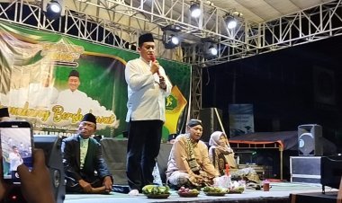 Melalui Pemalang Bersholawat, Mansur Hidayat Meminta Agar Masyarakat Menjaga Persatuan dan Kesatuan Jelang Pilkada
