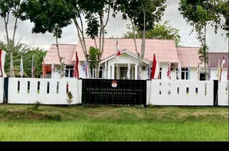 Masyarakat Minta Keterbukaan KIP Aceh Singkil Terkait Kelengkapan Administrasi Calon Bupati