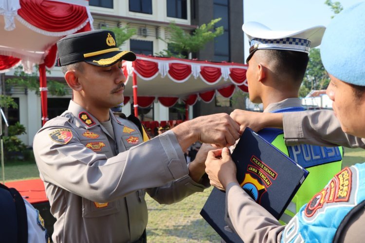 Polres Demak Laksanakan Apel Gelar Pasukan Operasi Zebra Candi 2024