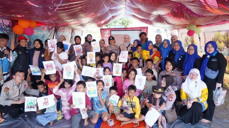 Polisi Beri Trauma Healing hingga Hypnotherapi Bantu Pemulihan Kondisi Psikologis Korban Kebakaran Kalianyar