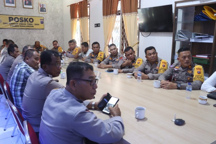 Polres Simalungun Ikuti Anev Pantau Situasi Kamtibmas Pasca Pelantikan Presiden dan Wakil Presiden Secara Virtual