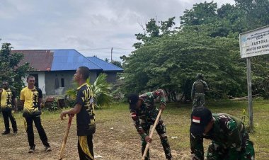 Sinergitas Satgas Yonif 762/VYS bersama Polres Maybrat Pada Kegiatan Karya Bakti di GKI Sion Kumurkek
