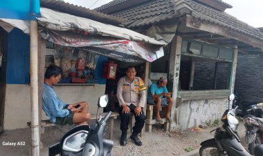 Bhabinkamtibmas Desa Sukadamai Galang Komunikasi dengan Warga di Kp. Cirewed