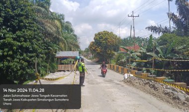 Profesionalisme Polri dalam Menjaga Kamtibmas: Pengamanan Perbaikan Jalan di Tanah Jawa oleh Polsek Tanah Jawa
