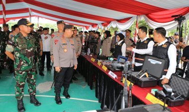 Kapolri dan Panglima Cek Kesiapan Pengamanan Pilkada Serentak di Jatim