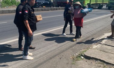 Giat Rutin Jumat Berkah, Ormas 234SC dan WPSP Bagikan 200 Nasi Bungkus di Pemalang