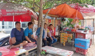 Bhabinkamtibmas Sukadamai Gelar Sambang Warga di Kp. Cirewed