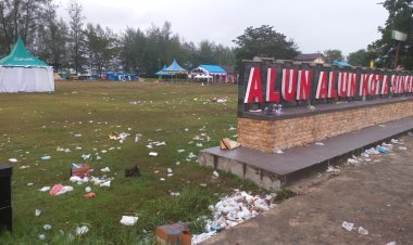Sampah Berserakan, Masyarakat Mengutuk Keras