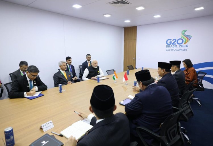 Presiden Republik Indonesia, Prabowo Subianto, mengadakan pertemuan bilateral dengan Perdana Menteri (PM) India