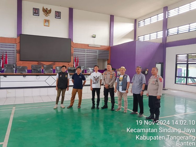 Pastikan Standar Keamanan, Kapolsek Pasar Kemis Cek Lokasi Gudang Logistik Pilkada 2024 di PPK Kecamatan Sindang Jaya