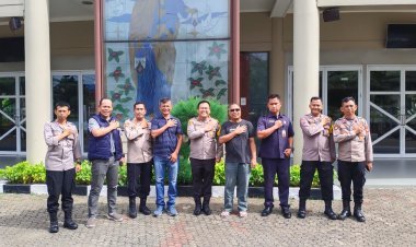 Polsek Kebon Jeruk Pastikan Kesiapan Keamanan Gereja Maria Bunda Karmel Jelang Misa Natal