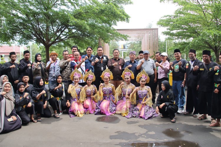 Kasi Humas Polresta Tangerang Hadiri Pembukaan Taman Mangrove Festival 2024