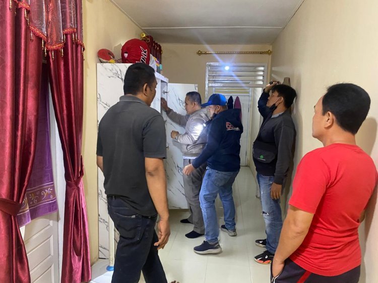 Polsek Bosar Maligas Turun Tangan, Gerebek Rumah Diduga Bandar Narkoba KUDIL, Tidak Temukan Barang Bukti!