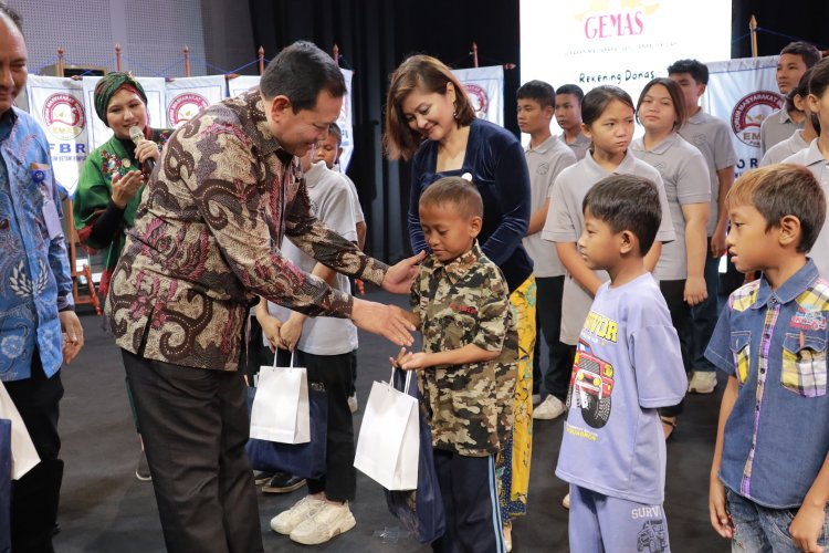 Gemas Diluncurkan: Laksamana Yudo dan Hasim Djojohadikusumo Beri Seragam hingga Demonstrasi Drone Daur Ulang