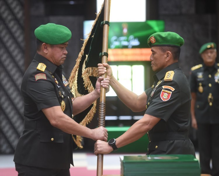 Kasad Pimpin Serah Terima Delapan Jabatan Strategis di TNI AD