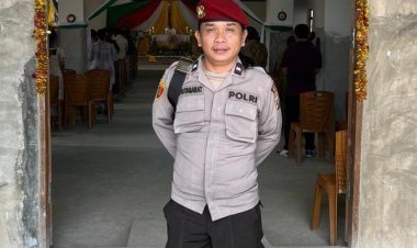 Polres Simalungun Amankan Ibadah Tahun Baru 2025 di 13 Gereja Wilayah  Polsek Bangun